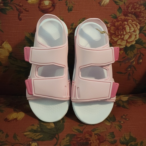 ADIDAS Altaswim Pink Salndals - youth size 2C NWT New in Box - Picture 4 of 6